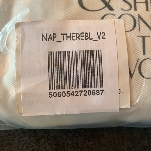 Charlotte Tilbury THE REBEL - Picture 5 of 8